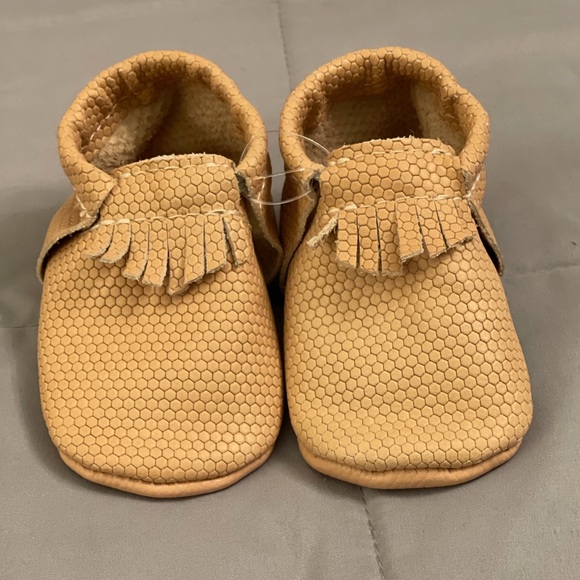 Freshly Picked Moccasins - Picture 3 of 4